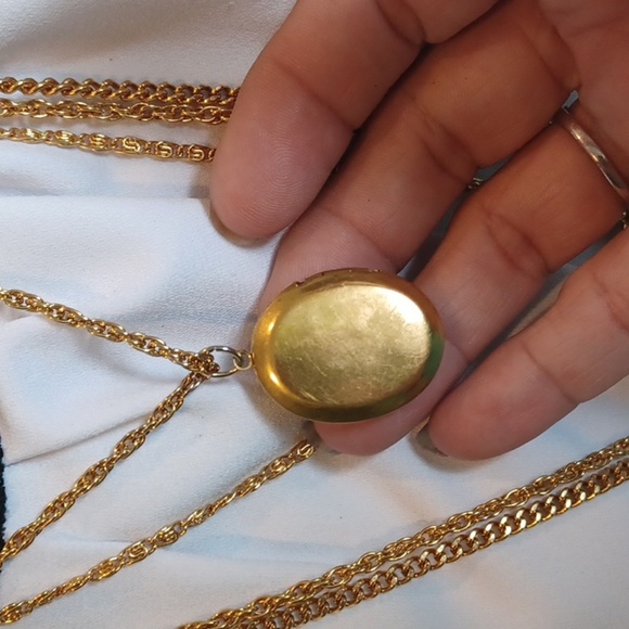 1960s Goldette NY Layered Locket & Pendant Necklace Beautiful! 20"-32" chains - Picture 3 of 10
